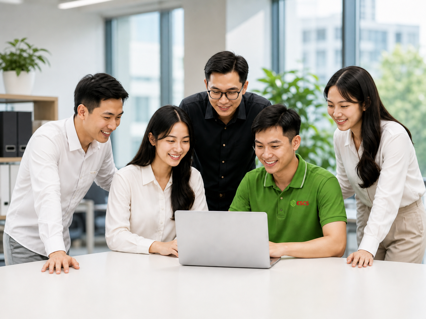 Môi trường làm việc tại ESCS